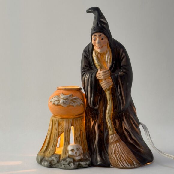 Vintage The Good Company Halloween Witch Ceramic Lighted Cauldron Broom - Picture 4 of 7